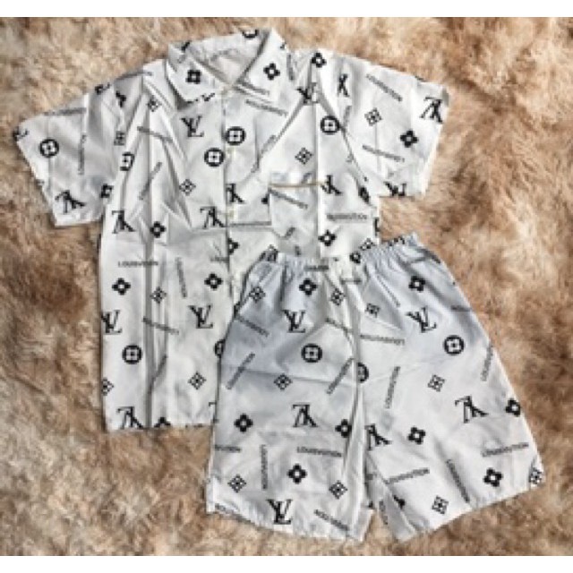 [XẢ HÀNG] Bộ ngủ lụa pizama đùi nam nữ | BigBuy360 - bigbuy360.vn