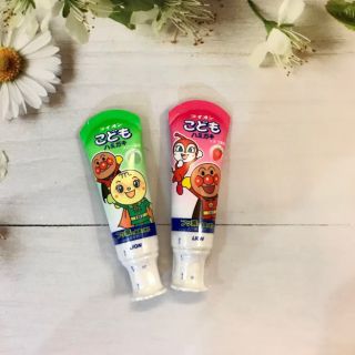 Kem đánh răng trẻ em Lion nội địa Nhật Bản