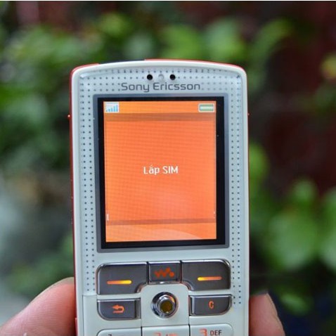 Điện Thoại Sony Ericsson W800i Nữ Hoàng Nhạc Số