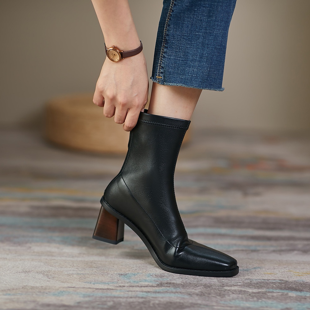 Giày bốt Martin cao gót dày co giãn mỏng màu trơn thời trang mùa thu kiểu Pháp 2021 cho nữ | BigBuy360 - bigbuy360.vn