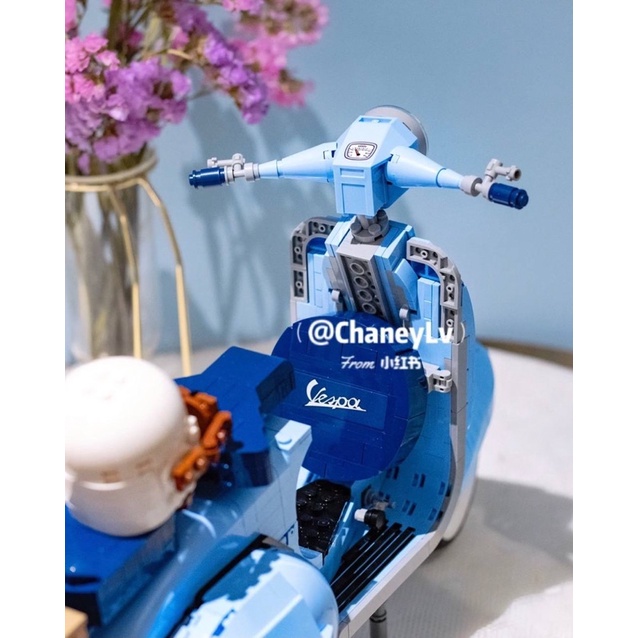 Đồ chơi lắp ráp Legogi XE MÁY VESPA XANH HỒNG 1106 mảnh bản Nonlego Vespa 125 mô hình lắp ghép xếp hình