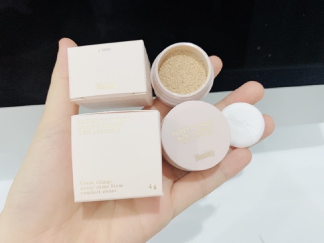 Phấn Nước Trang Điểm Dưỡng Ẩm Và Làm Dịu Da Huxley Moist Cushion Own Attitude | BigBuy360 - bigbuy360.vn