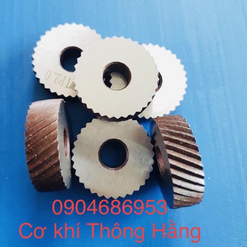 Bánh lăn nhám thẳng, chéo