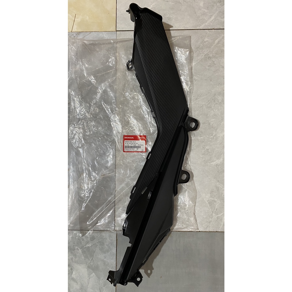 Tấm bảo vệ giá để chân bên phải HONDA WINNER V1. 50606K56N10
