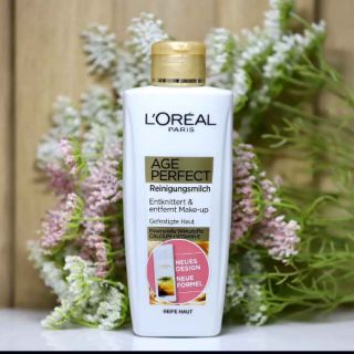 Hàng Đức SỮA RỬA MẶT CHỐNG LÃO HOÁ L'OREAL AGE Perfect chống nhăn, chống lão hoá dành cho tuổi từ 25 trở lên.