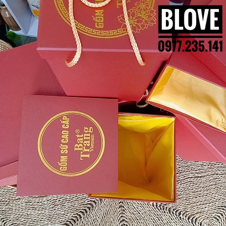 Hộp đựng bình hút lộc, bình hút tài lộc phong thủy làm quà tặng gốm sứ Bát Tràng cao cấp, Hộp si lụa đỏ full các kích cỡ