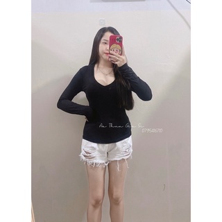 Áo thun cổ tim tay dài