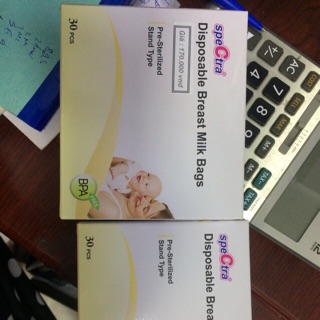 Combo máy hút sữa bằng tay + 1 bình logo lá + 1 hộp túi trữ sữa spectra