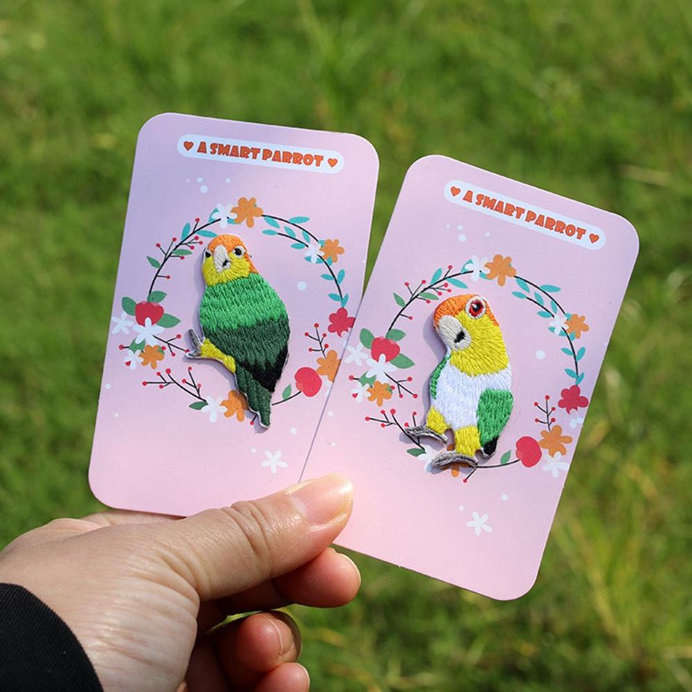 Sticker Ủi Thêu Hình Chim Vẹt