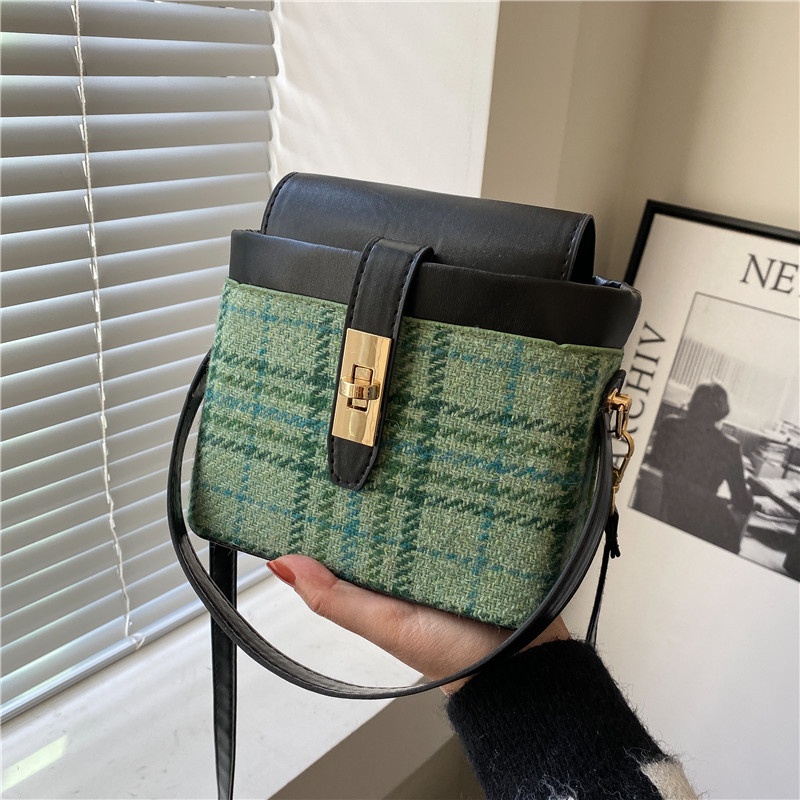 JASMIN NOIR  Túi xách  vải da PU phối len hình vuông nhỏ khóa thời trang cho nữ