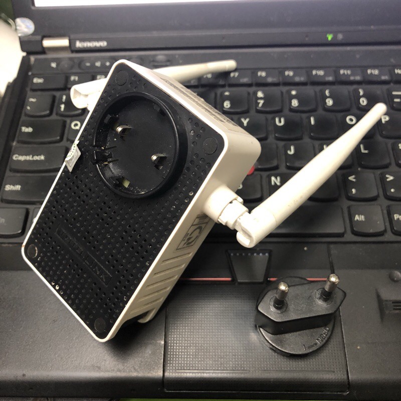 Bộ kích sóng wifi TotoLink Ex300