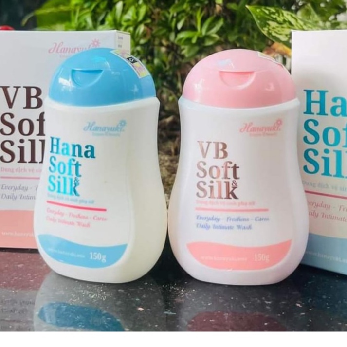 Dung Dịch Vệ Sinh Phụ Nữ Hana Soft Silk