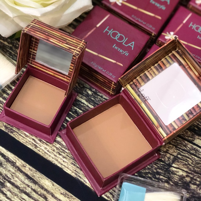 Phấn tạo khối Hoola-Benefit fullsize ☀️