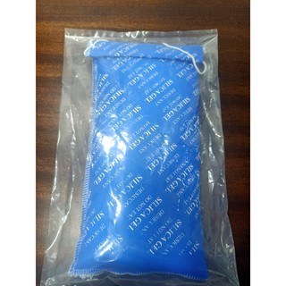 Túi chống ẩm treo container, tủ quần áo, nhà kho Silica gel có dây treo loại 1000gram, khử mùi giúp khô thoáng
