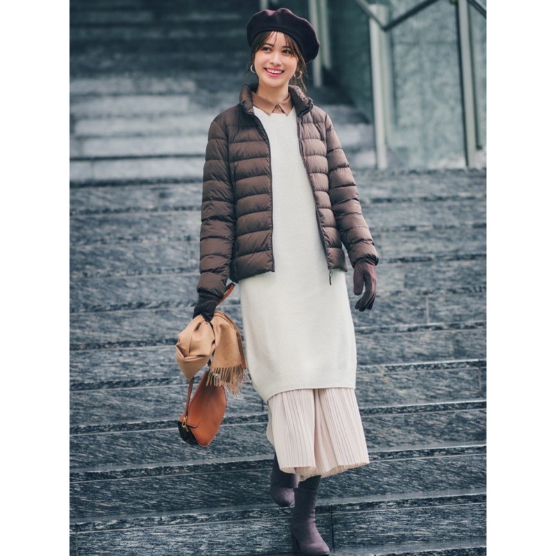 Áo sơ mi nữ dài tay dòng Easy Care của UNIQLO