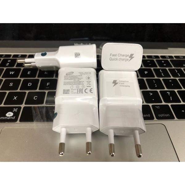 CÓC SẠC SAMSUNG 2A TIA SẤM SÉT