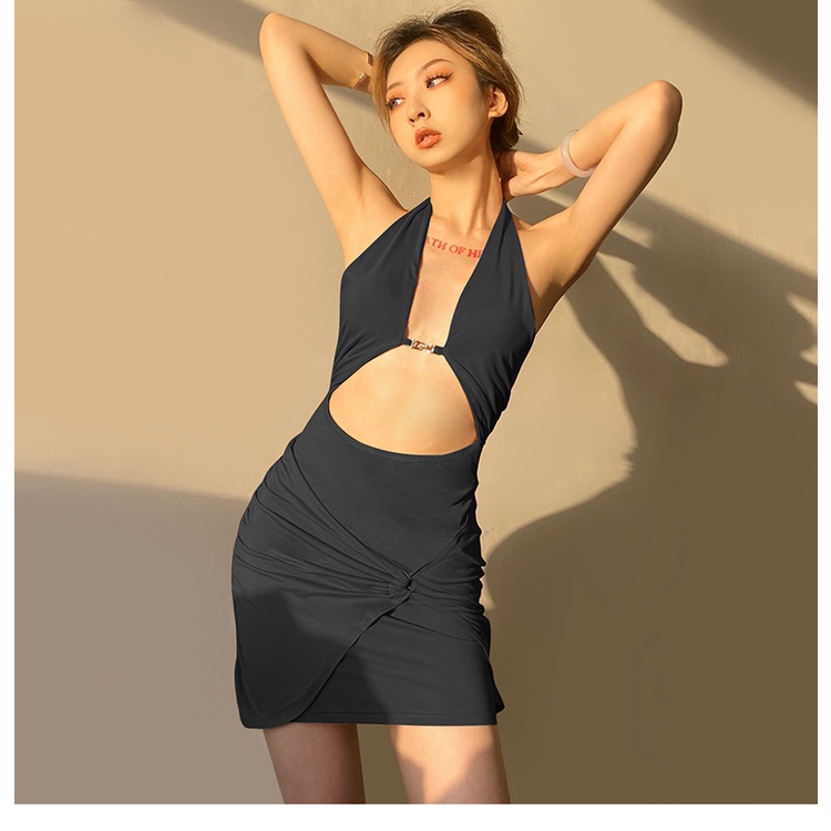 Đầm có dây đeo cổ không tay thời trang quyến rũ dành cho nữ | BigBuy360 - bigbuy360.vn