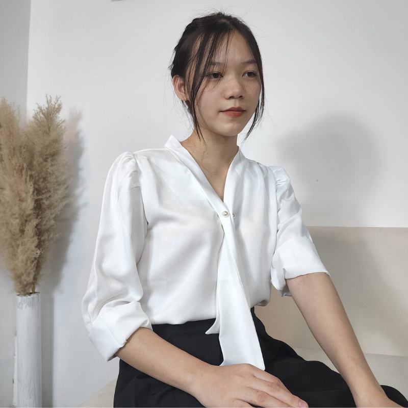 Áo sơ mi công sở nữ lụa trắng đẹp form rộng cổ V dây nơ gài ngọc kiểu sang trọng có BIGSIZE đi làm đi chơi đi học ASM04