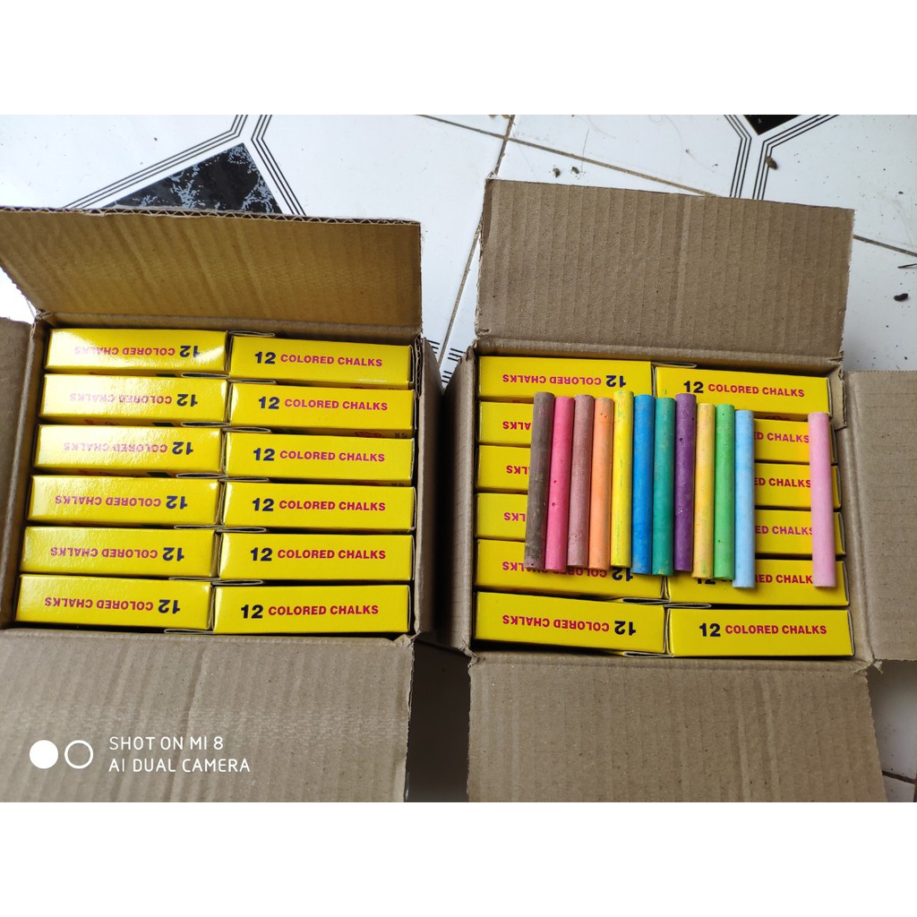 Phấn viết bảng HI CHALK 12 cây màu như hình