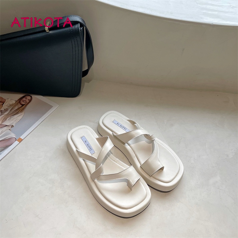 Dép đi biển Atikota đế dày chống trượt thời trang dành cho nữ