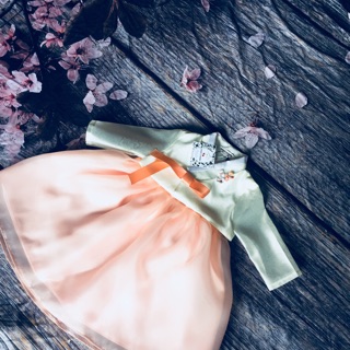 Hanbok cho bé ảnh thật