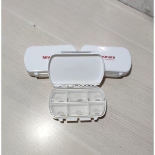 Hộp đựng thuốc 6 ngăn tiện lợi Sinocare