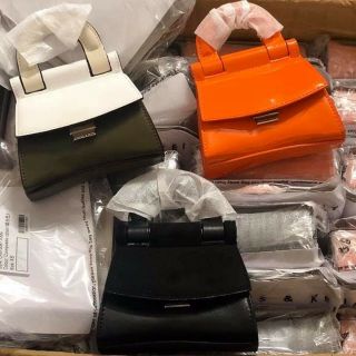 Túi C.k mini siêu hott bản đẹp nhất ( có hộp)