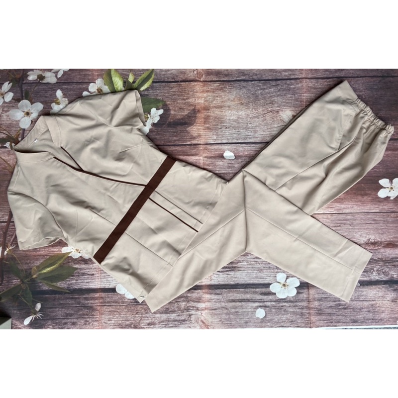 Đồng phục spa kèm thêu logo