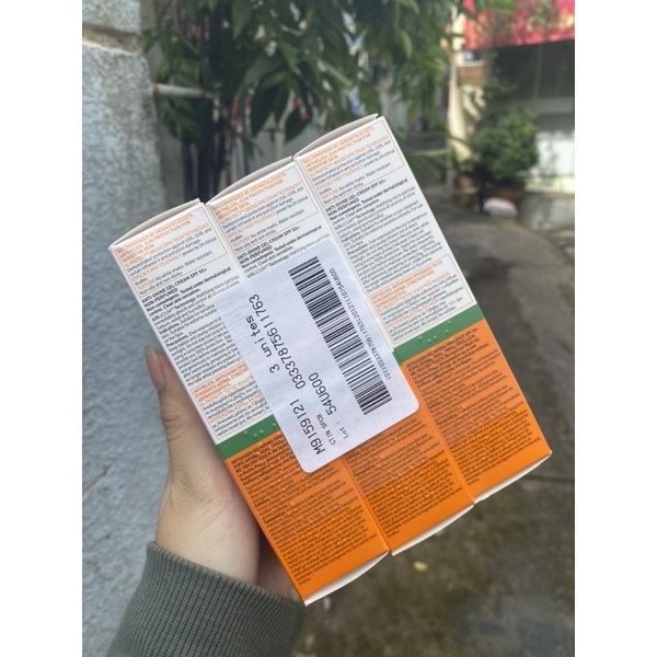Kem Chống Nắng La Roche Posay Antishine Anthelios XL SPF50+ 50ML