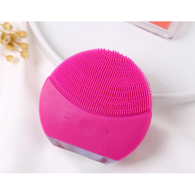 Máy rửa mặt forever mini, máy massage mặt tiện lợi,nhỏ gọn,dễ sử dụng bảo hành toàn quốc