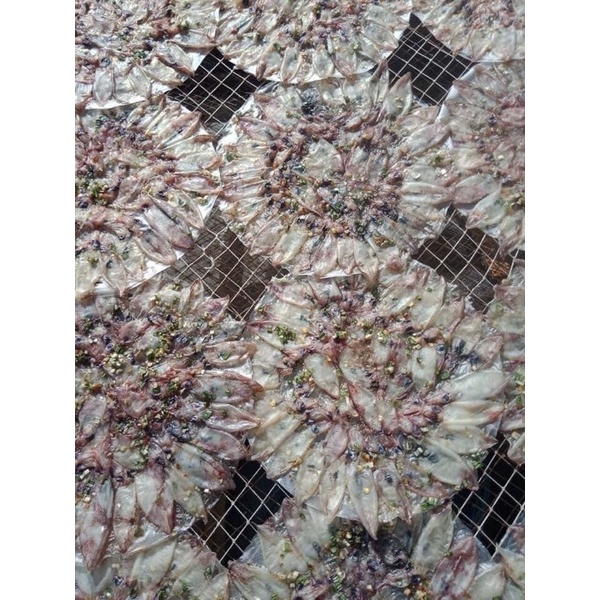 7 miếng bánh tráng mực sữa y hình siêu ngon nhà làm Cà Mau