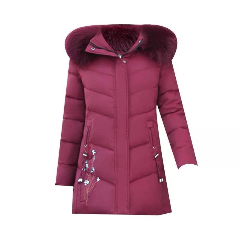 Áo khoác dáng dài kèm hoa văn cho mẹ