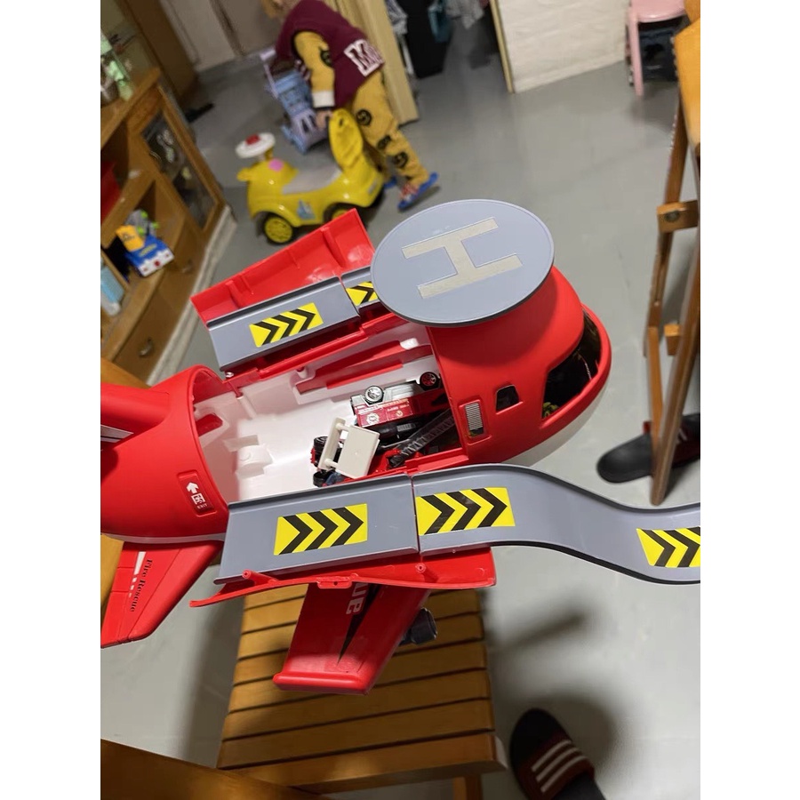 Đồ chơi Máy Bay Biến Hình Phát Nhạc Kèm nhiều ô tô cảnh sát, cứu hoả siêu đẹp kích cỡ  lớn cho trẻ em