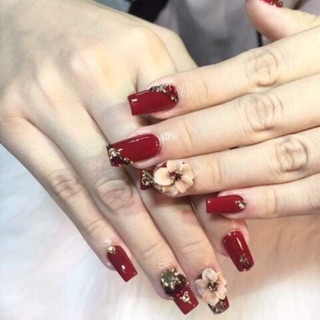 Móng tay giả nail thiết kế