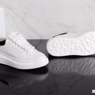 Giày thể thao nữ Alexander McQueen