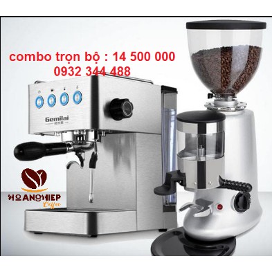 Máy pha cà phê crm3005e