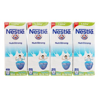 E - Lốc 4 Sữa Tươi Tiệt Trùng Nestle Ít Đường Hộp 180Ml