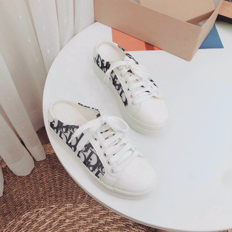 sục thể thao 2020