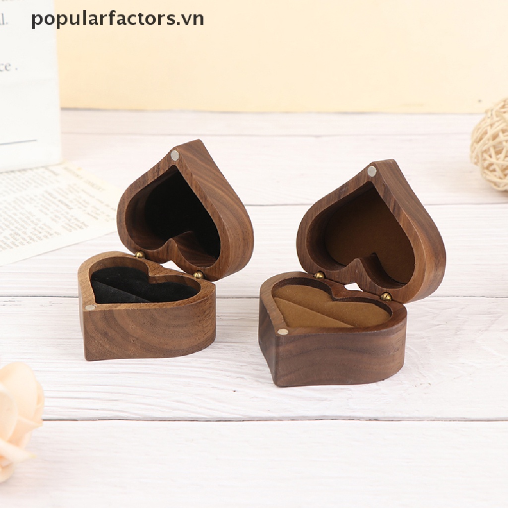 Hộp Đựng Nhẫn Cưới Hình Trái Tim Bằng Gỗ Ốp