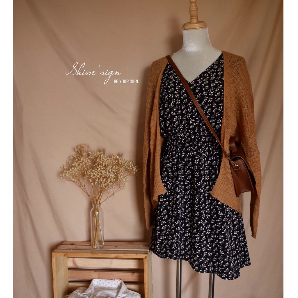 Áo khoác cardigan mỏng len