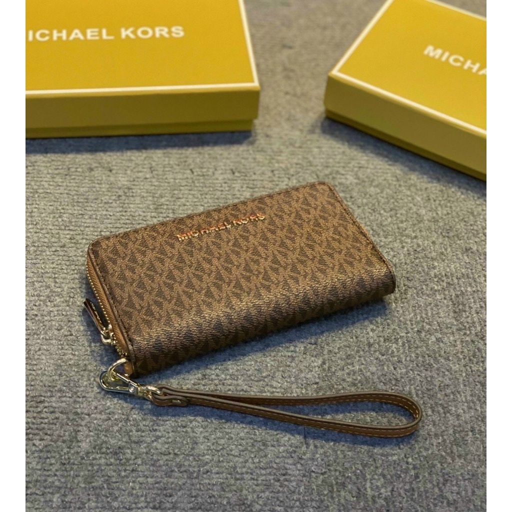 Ví dài cầm tay nữ MK