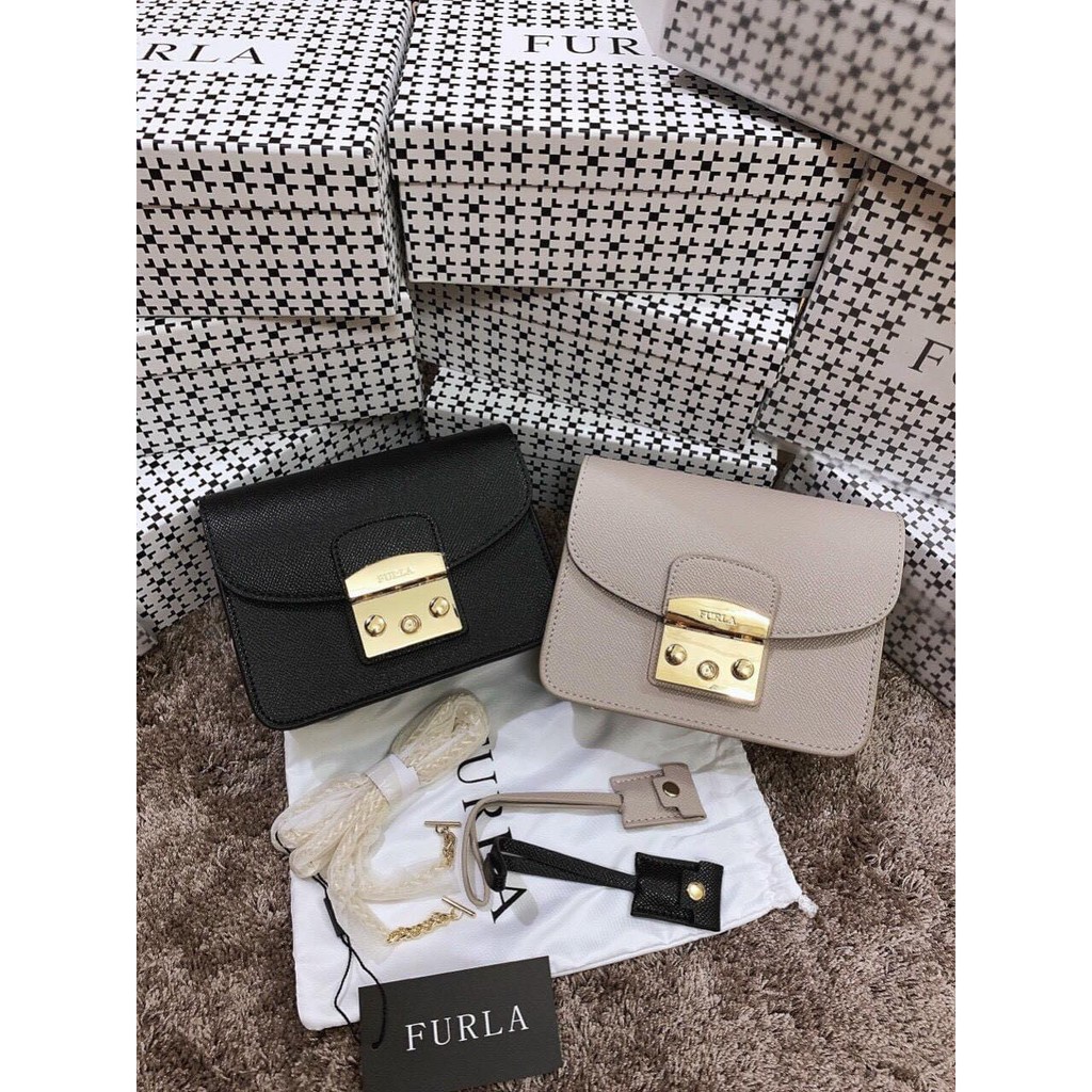 túi xách thời trang furla Màu Xám,màu đen Size 21