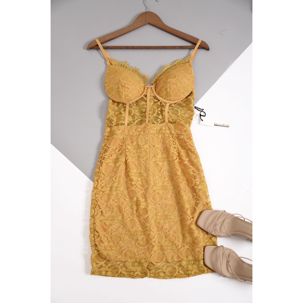 Đầm ren hai dây Haute Monde