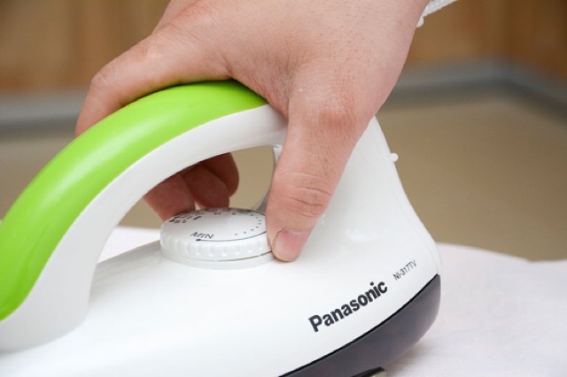 Bàn ủi khô Panasonic PABU-NI-317TXRA chính hãng