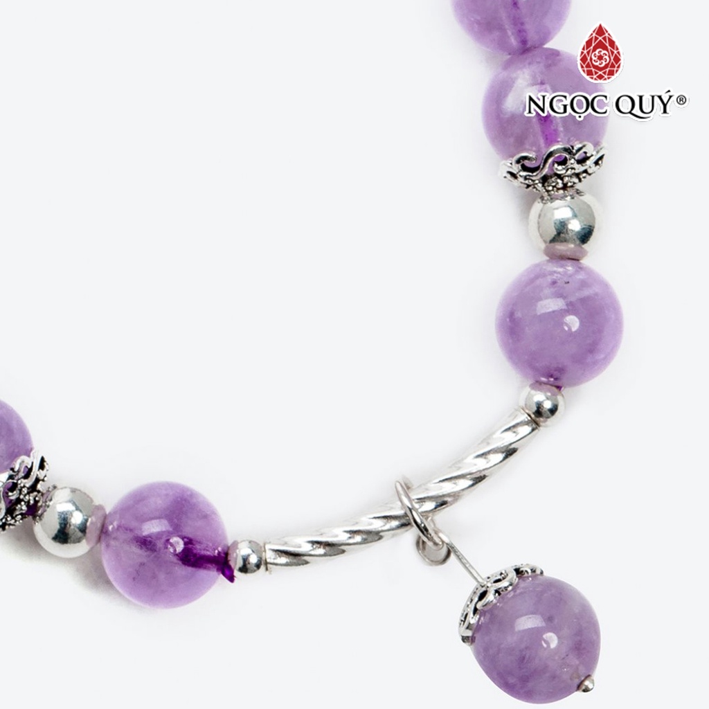 Vòng tay TA tím ngọc charm lá bạc - Ngọc Quý