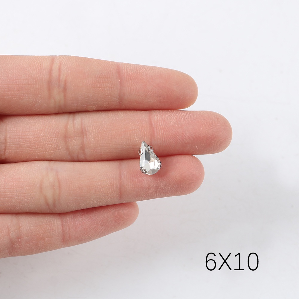 Hạt Đá Pha Lê Giả Kim Cương 4 Lỗ May Vá Thủ Công