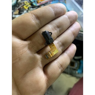 chân tai nghe blackberry q20