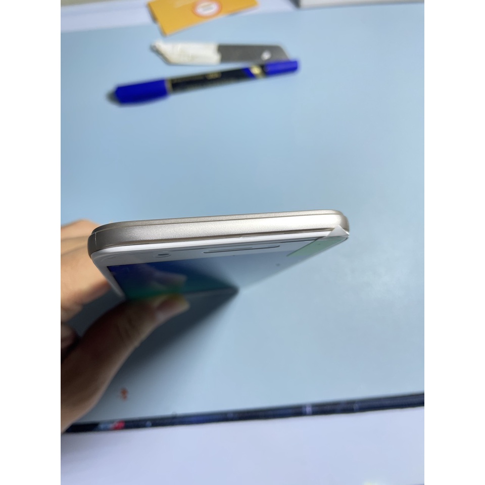 Điện thoại Opppo A57 Quốc tế tặng kèm ốp dẻo bảo hành 6 tháng