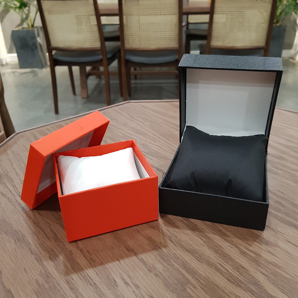 Đồng hồ nữ Halei mặt vuông đen dây kim loại vàng chính hãng Tony Watch 68 | BigBuy360 - bigbuy360.vn