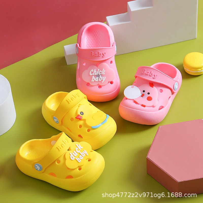 Dép Sandal Đế Mềm Chống Trượt Họa Tiết Hoạt Hình Thời Trang Mùa Hè Cho Trẻ Em Trai
